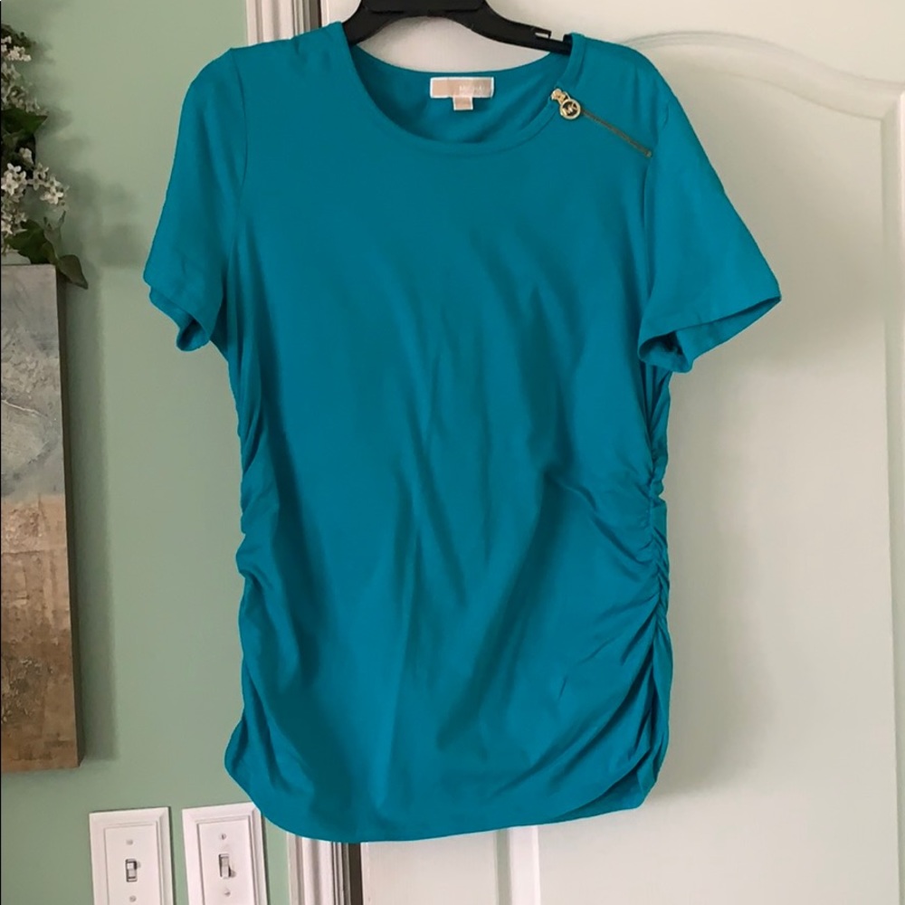 Turquoise Michael Kora tee